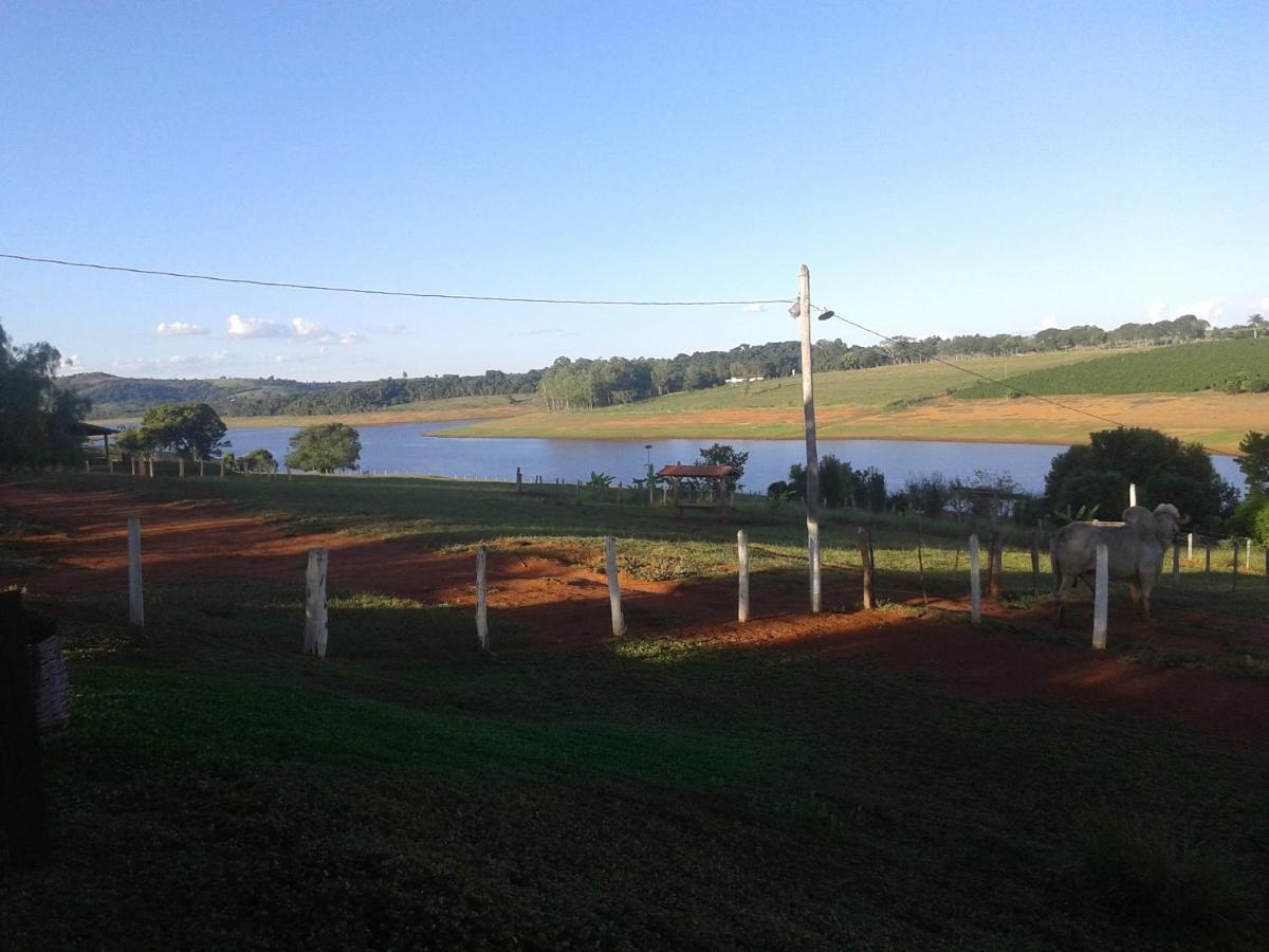 Pesqueiro Rancho Feliz Hotel Fama ภายนอก รูปภาพ